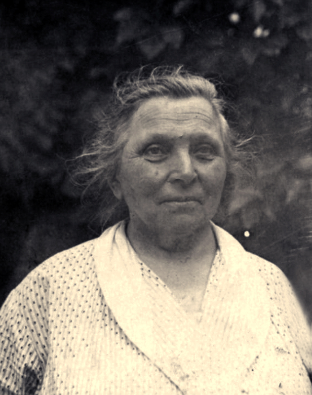 Марія Грушевська. [Київ, 1920-ті рр.] Фрагмент фото.
