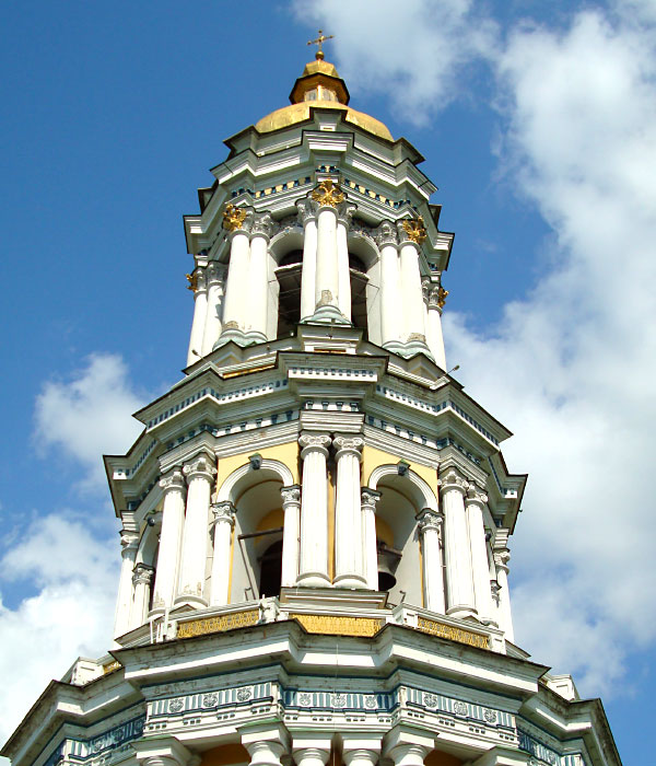 700:Велика лаврська дзвіниця