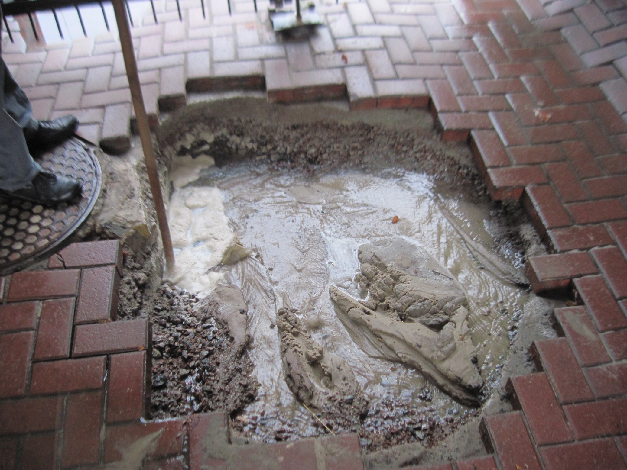 Image:IMG 5690 провал в Софії.jpg